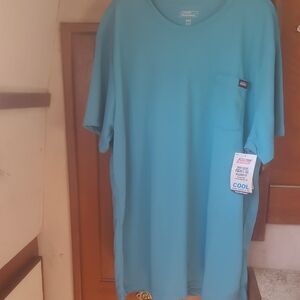 Dickies Men's Blue Pocket T-Shirt